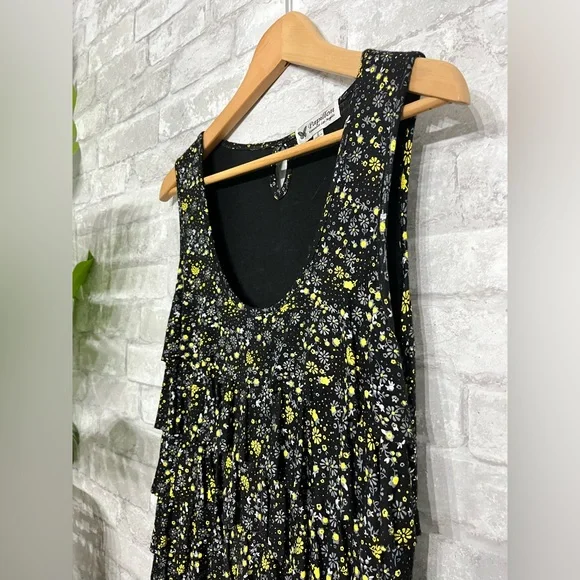 PAPILLON - ruffle floral spring summer tiered stretch tank blouse size small - Picture 4 of 9